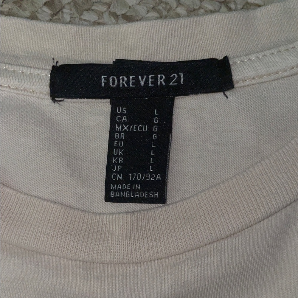 Forever 21 California Graphic T-Shirt - Picture 5 of 6